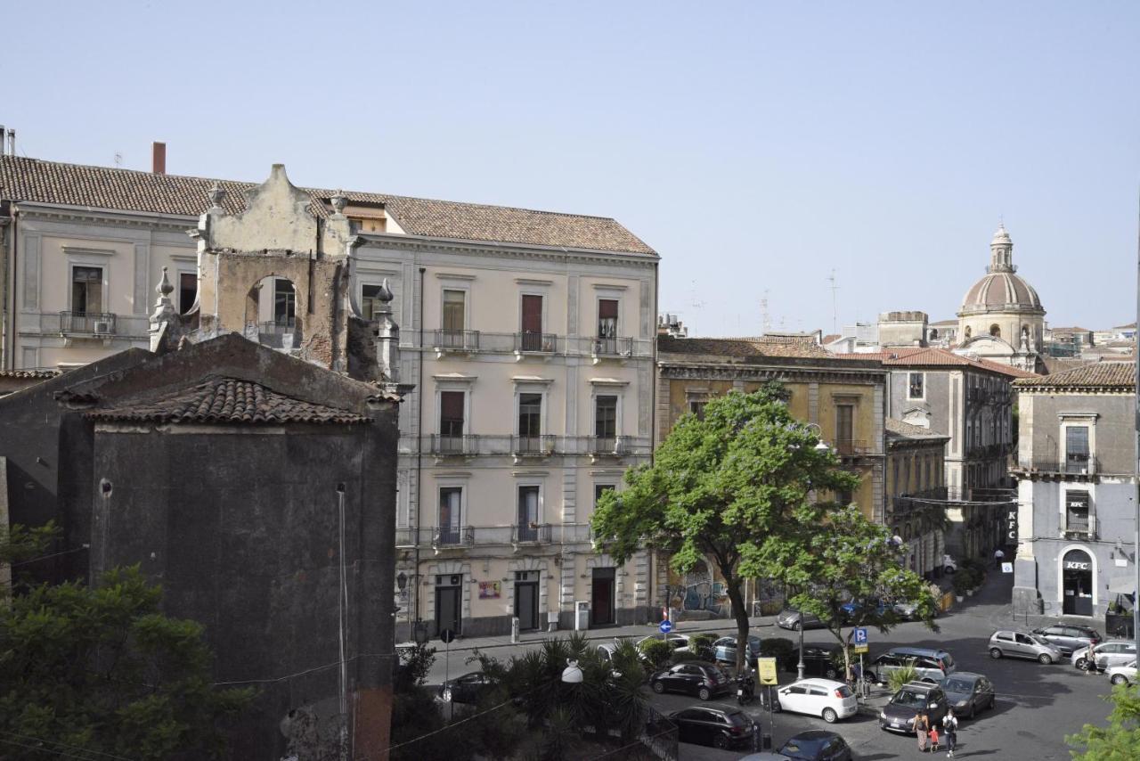 Bed and Breakfast Barocco Al Centro à Catane Extérieur photo